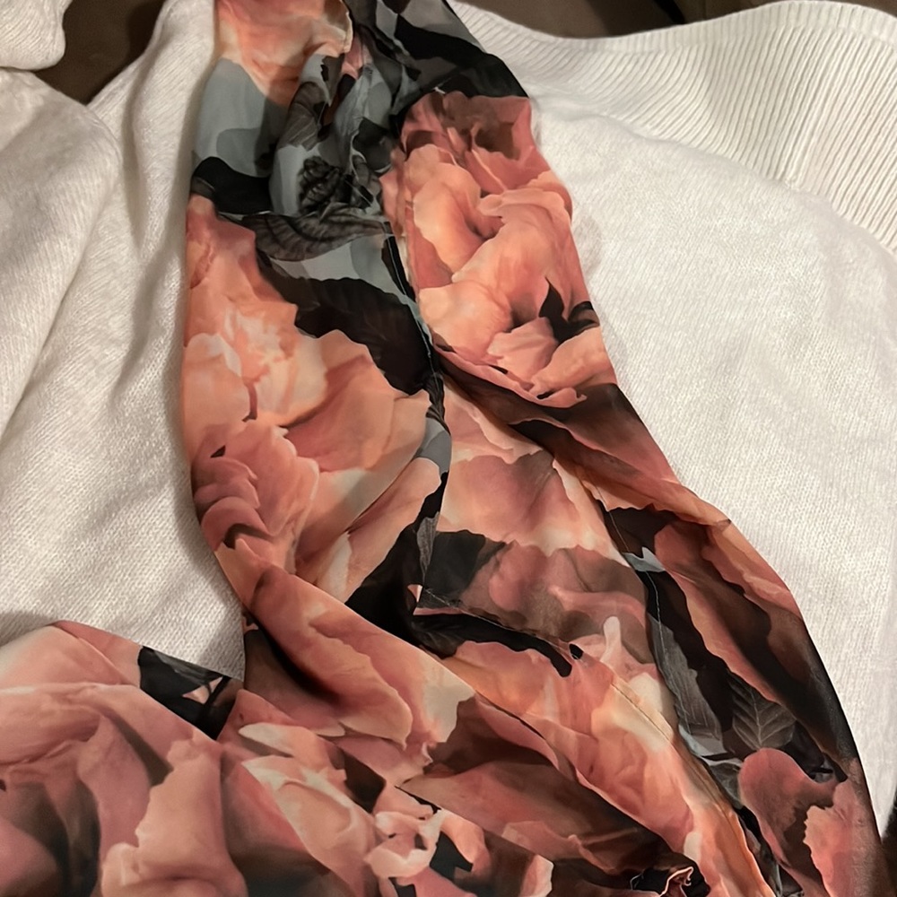 Jennifer Lopez Pink/Gray floral three quarter sleeve dress Large